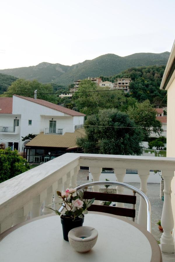 Pomelo Rooms Parga Exteriör bild