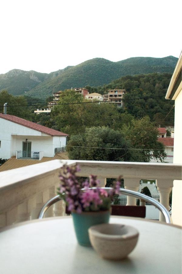 Pomelo Rooms Parga Exteriör bild