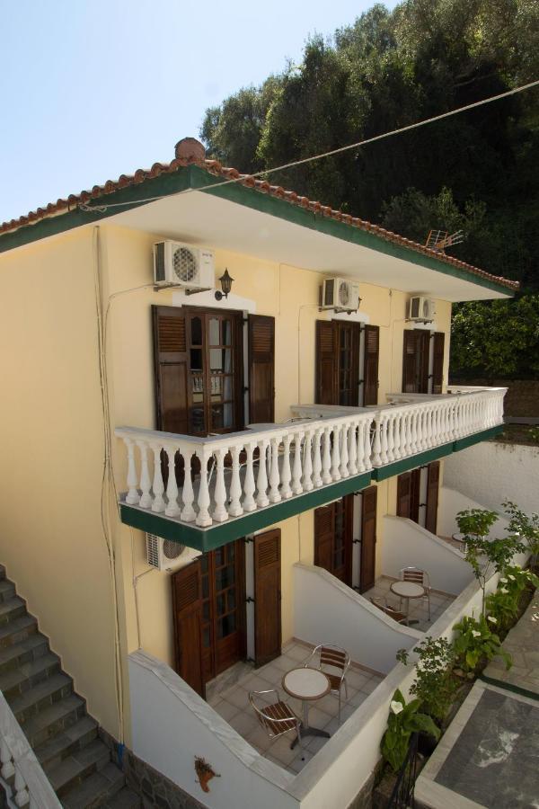 Pomelo Rooms Parga Exteriör bild